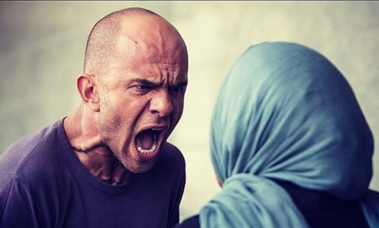 স্বৈরাচারী জীবনসঙ্গীর সঙ্গে ভারসাম্যপূর্ণ আচরণের কৌশল