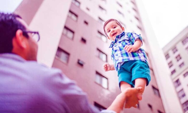 শিশুর প্রতি সম্মান: কথায় নয়, আচরণেই গড়ে ওঠে মূল্যবোধ