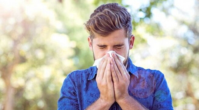 কেন আমরা হাঁচি দিই — ইমাম রেজা (আ.)-এর ব্যাখ্যা