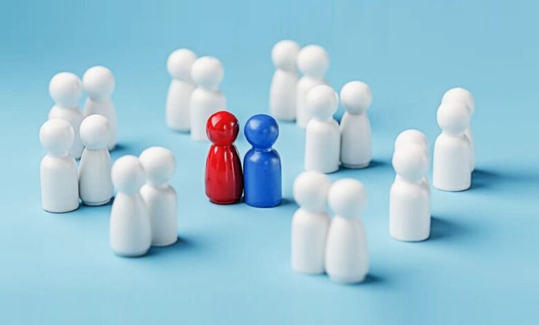 বিবাহের পূর্ববর্তী বন্ধুত্ব সম্পর্কে ধর্মের দৃষ্টিকোণ কী?