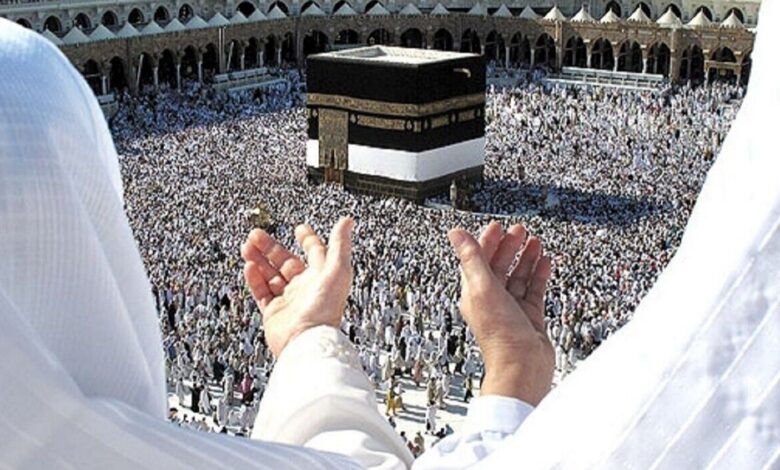 কারো নায়েব হয়ে হজ আদায়ের পর, আমার হজের দায় কি শেষ?